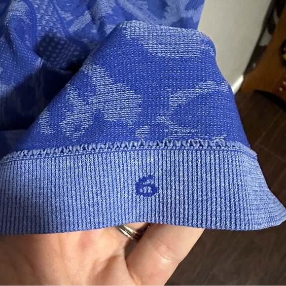 Lululemon Swiftly Tech Tank Heathered Sapphire Blue - Picture 3 of 3